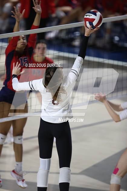 Thumbnail 1 in Cinco Ranch vs. Dawson (UIL 6A Region 3 & 4 Semi Finals) photogallery.