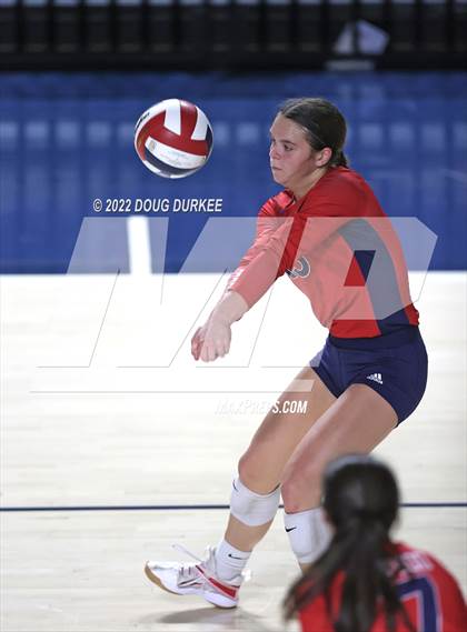 Thumbnail 3 in Cinco Ranch vs. Dawson (UIL 6A Region 3 & 4 Semi Finals) photogallery.
