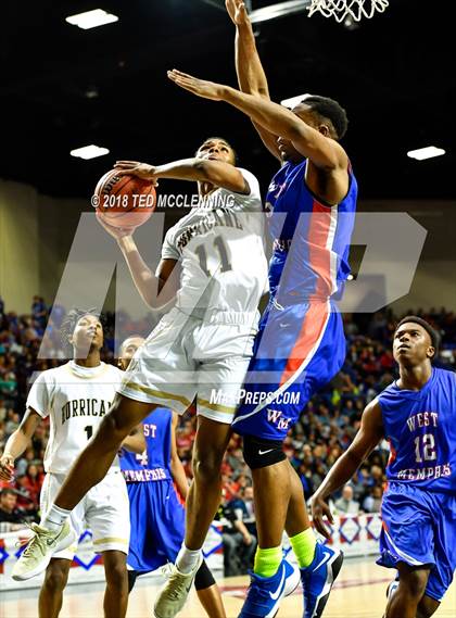 Thumbnail 2 in Jonesboro vs. West Memphis (AAA 6A Final) photogallery.