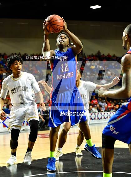 Thumbnail 1 in Jonesboro vs. West Memphis (AAA 6A Final) photogallery.