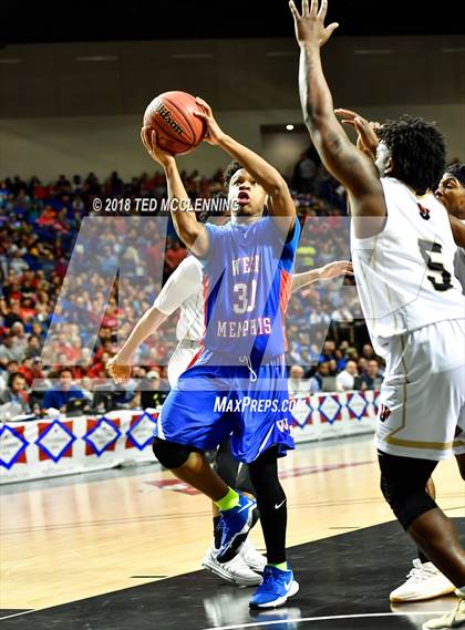 Thumbnail 2 in Jonesboro vs. West Memphis (AAA 6A Final) photogallery.