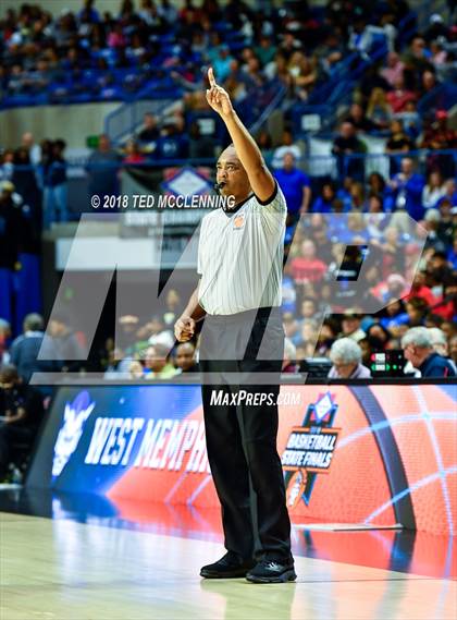 Thumbnail 2 in Jonesboro vs. West Memphis (AAA 6A Final) photogallery.