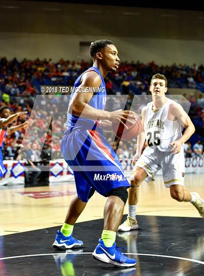 Thumbnail 1 in Jonesboro vs. West Memphis (AAA 6A Final) photogallery.
