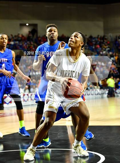Thumbnail 3 in Jonesboro vs. West Memphis (AAA 6A Final) photogallery.
