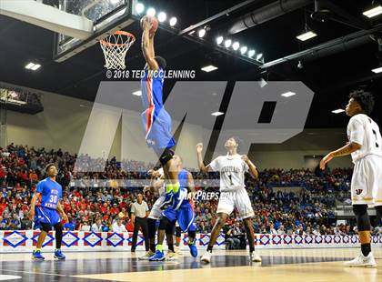 Thumbnail 3 in Jonesboro vs. West Memphis (AAA 6A Final) photogallery.