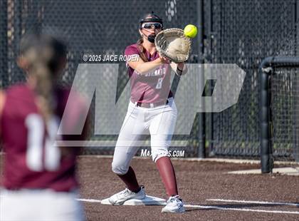 Thumbnail 1 in Kirbyville vs. East Bernard (UILRegion 3A D2 Area Playoff Game 2) photogallery.