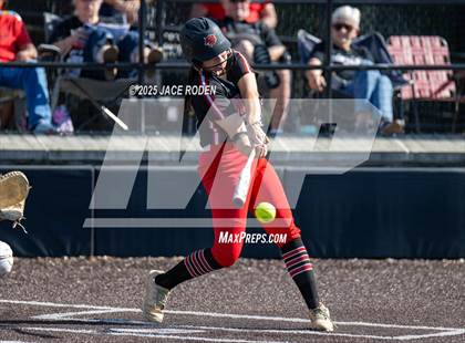 Thumbnail 2 in Kirbyville vs. East Bernard (UILRegion 3A D2 Area Playoff Game 2) photogallery.