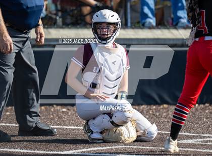 Thumbnail 3 in Kirbyville vs. East Bernard (UILRegion 3A D2 Area Playoff Game 2) photogallery.