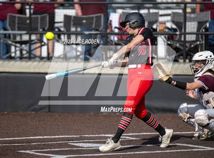 Thumbnail 3 in Kirbyville vs. East Bernard (UILRegion 3A D2 Area Playoff Game 2) photogallery.