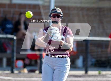 Thumbnail 2 in Kirbyville vs. East Bernard (UILRegion 3A D2 Area Playoff Game 2) photogallery.