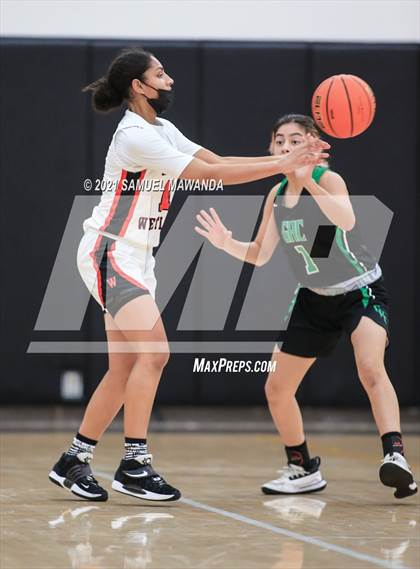 Thumbnail 3 in Granada Hills Charter @  Harvard-Westlake photogallery.
