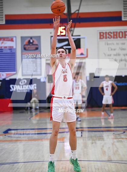 Thumbnail 1 in Montgomery vs. Boulder Creek (Tarkanian Classic) photogallery.