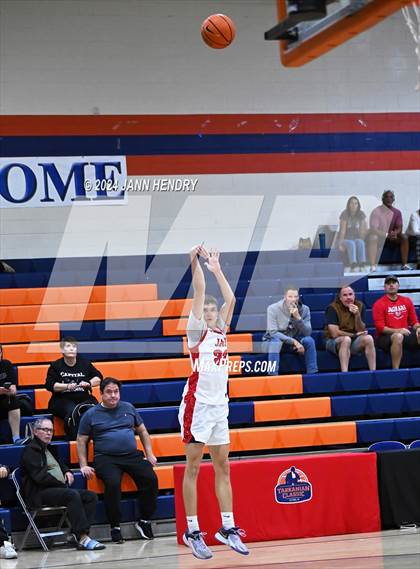 Thumbnail 2 in Montgomery vs. Boulder Creek (Tarkanian Classic) photogallery.