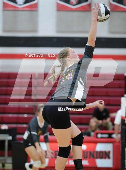 Thumbnail 3 in Bloom-Carroll @ Fairfield Union photogallery.