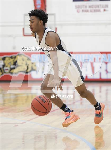 Thumbnail 2 in Buckeye vs Fairfax (PXU Coyote Classic Tournament) photogallery.