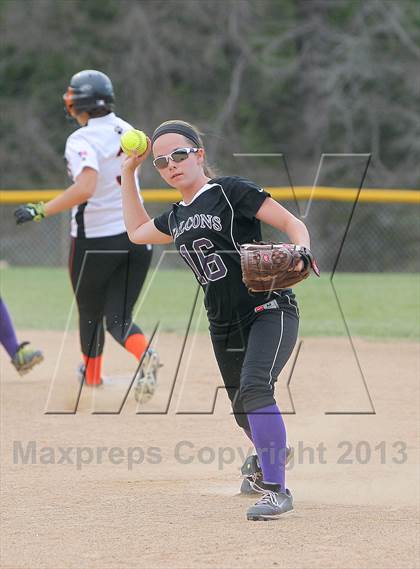 Thumbnail 3 in Coudersport vs Clarion Area (PIAA District IX A Quarterfinal) photogallery.
