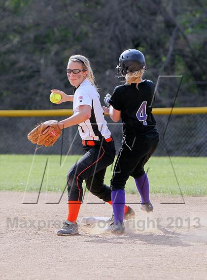 Thumbnail 3 in Coudersport vs Clarion Area (PIAA District IX A Quarterfinal) photogallery.