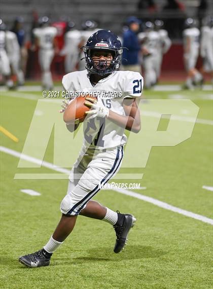 Thumbnail 2 in Aquinas @ St. Pius X-St. Matthias Academy (CIF SS D7 Final) photogallery.