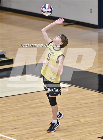Thumbnail 1 in Guerin Catholic @ Noblesville  photogallery.