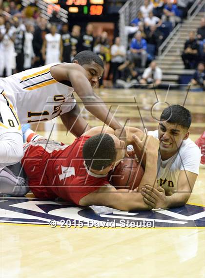 Thumbnail 3 in Mater Dei vs. Bishop O'Dowd (CIF State Open Division Final) photogallery.