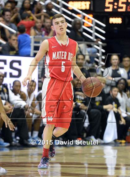 Thumbnail 1 in Mater Dei vs. Bishop O'Dowd (CIF State Open Division Final) photogallery.