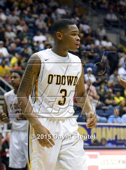 Thumbnail 2 in Mater Dei vs. Bishop O'Dowd (CIF State Open Division Final) photogallery.