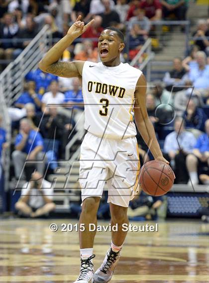 Thumbnail 2 in Mater Dei vs. Bishop O'Dowd (CIF State Open Division Final) photogallery.