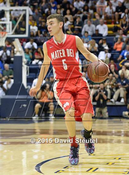 Thumbnail 2 in Mater Dei vs. Bishop O'Dowd (CIF State Open Division Final) photogallery.