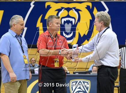 Thumbnail 2 in Mater Dei vs. Bishop O'Dowd (CIF State Open Division Final) photogallery.