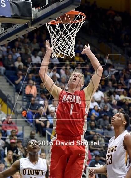 Thumbnail 2 in Mater Dei vs. Bishop O'Dowd (CIF State Open Division Final) photogallery.
