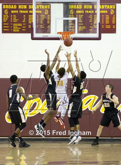 Thumbnail 3 in Westfield @ Broad Run photogallery.