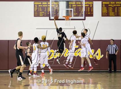 Thumbnail 2 in Westfield @ Broad Run photogallery.