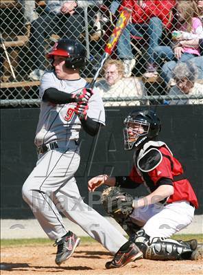 Thumbnail 2 in Ravenwood vs. Rossview photogallery.