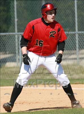 Thumbnail 2 in Ravenwood vs. Rossview photogallery.
