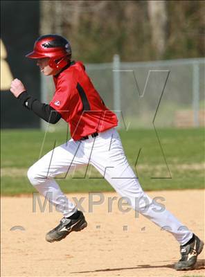 Thumbnail 1 in Ravenwood vs. Rossview photogallery.