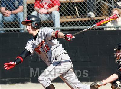 Thumbnail 1 in Ravenwood vs. Rossview photogallery.