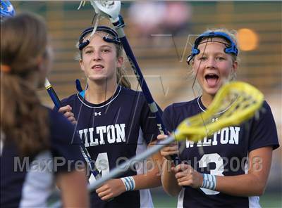 Thumbnail 3 in Wilton vs. Darien (CIAC Division I Final) photogallery.