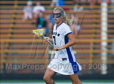 Thumbnail 2 in Wilton vs. Darien (CIAC Division I Final) photogallery.