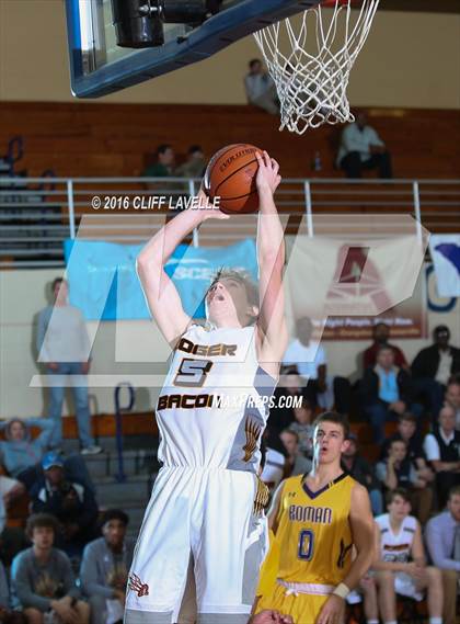 Thumbnail 3 in Roman Catholic vs Roger Bacon (Rotary Roundball Classic) photogallery.