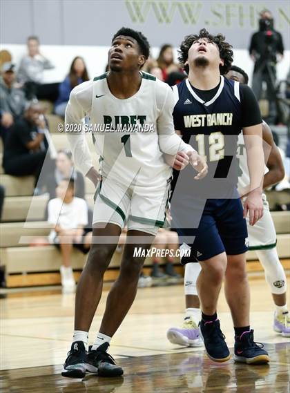 Thumbnail 1 in  Ribet Academy vs West Ranch photogallery.