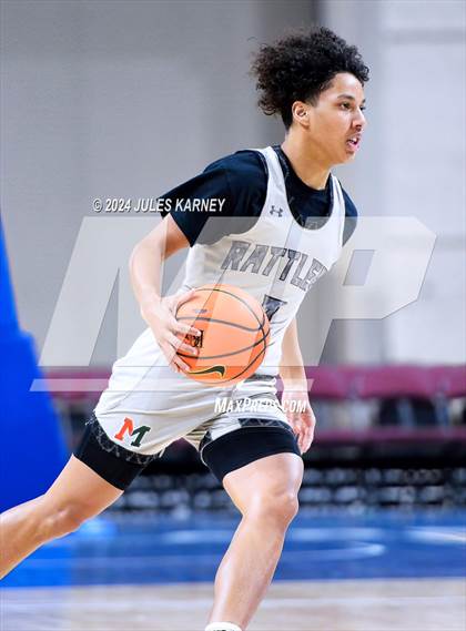 Thumbnail 3 in Mojave vs Parish Episcopal (Tarkanian Classic) photogallery.
