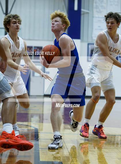 Thumbnail 3 in Celina vs. Joshua (Krum Invitational) photogallery.