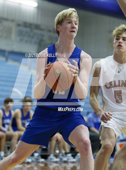 Thumbnail 3 in Celina vs. Joshua (Krum Invitational) photogallery.