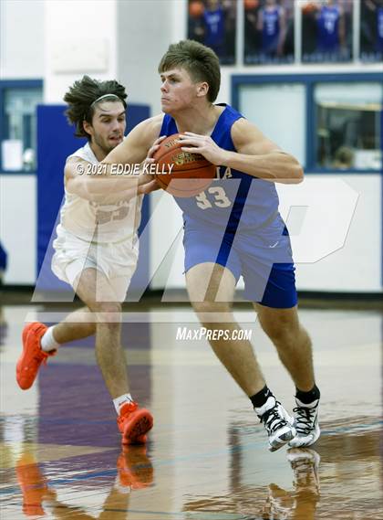 Thumbnail 1 in Celina vs. Joshua (Krum Invitational) photogallery.