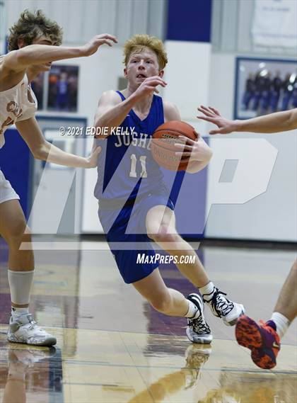 Thumbnail 2 in Celina vs. Joshua (Krum Invitational) photogallery.