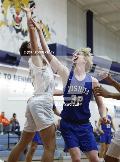 Thumbnail 2 in Celina vs. Joshua (Krum Invitational) photogallery.