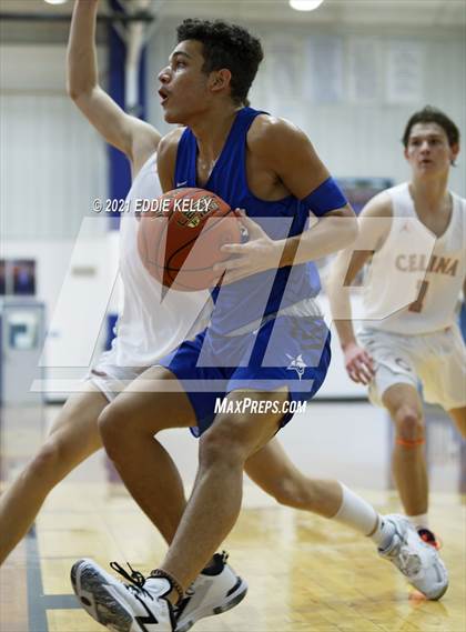Thumbnail 3 in Celina vs. Joshua (Krum Invitational) photogallery.