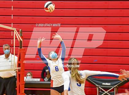 Thumbnail 3 in Osceola vs. Keswick Christian photogallery.