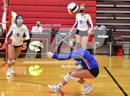 Thumbnail 3 in Osceola vs. Keswick Christian photogallery.