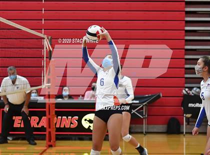 Thumbnail 1 in Osceola vs. Keswick Christian photogallery.